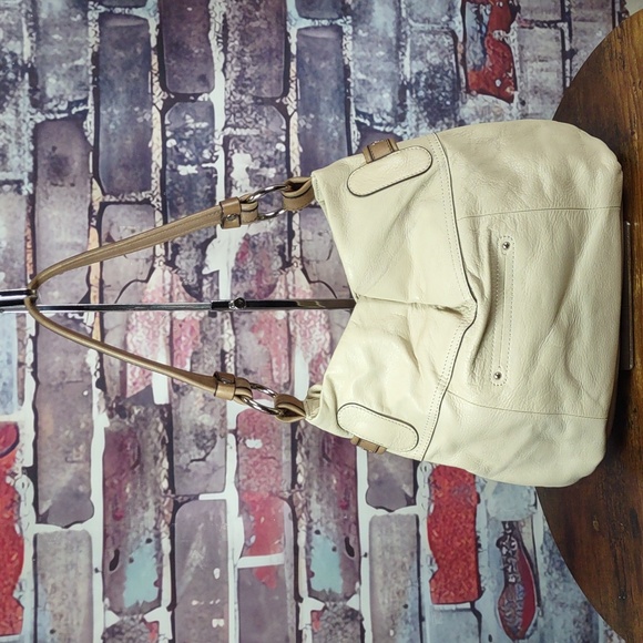 b makowsky Two-Tone Leather Hobo Shoulder Bag - Picture 4 of 12